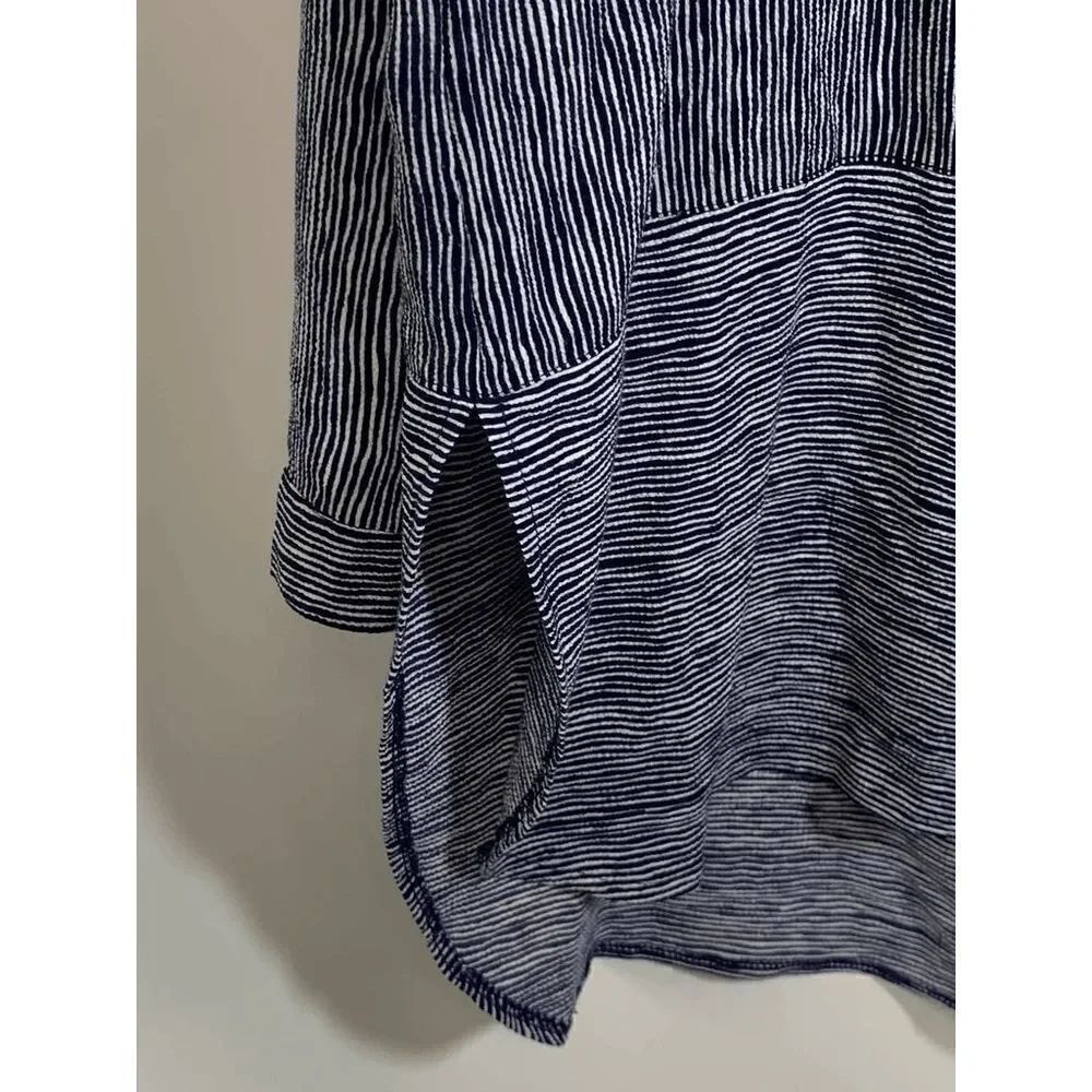 Papillon Women's Striped Lace-up Front Long Shirt Navy Size Large - Picture 11 of 11